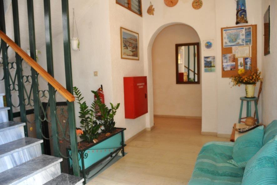 Artemis Rooms Agia Marina  ภายนอก รูปภาพ