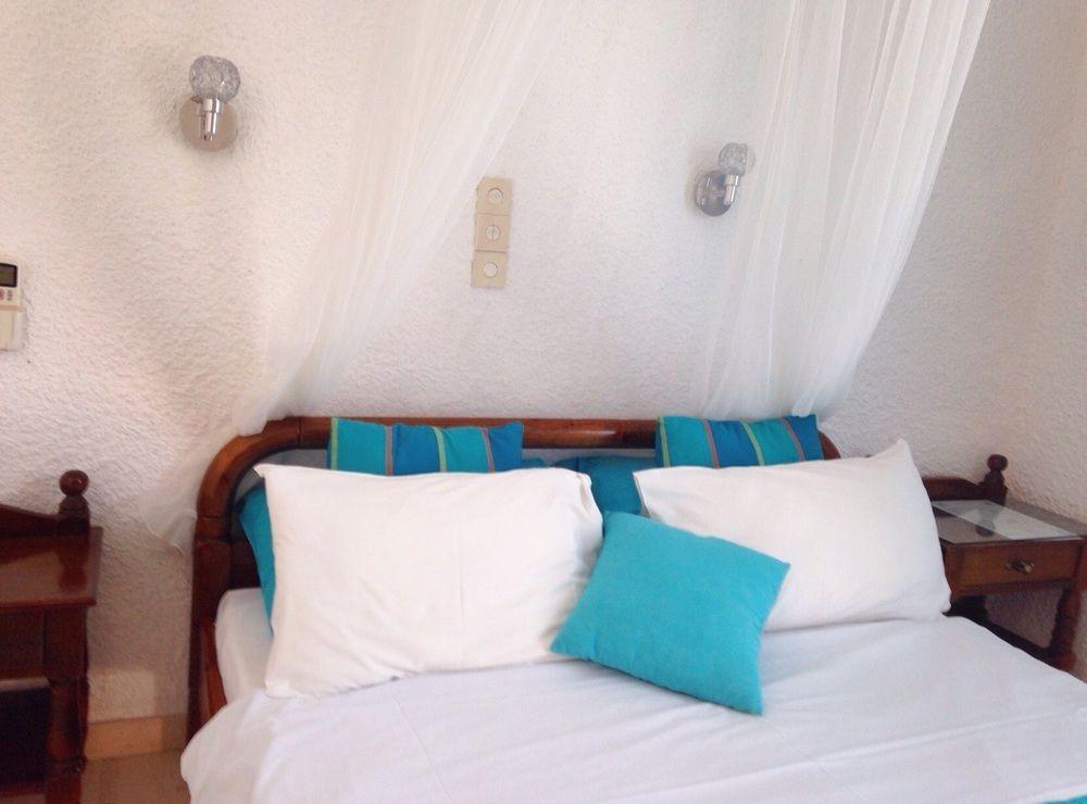 Artemis Rooms Agia Marina  ภายนอก รูปภาพ