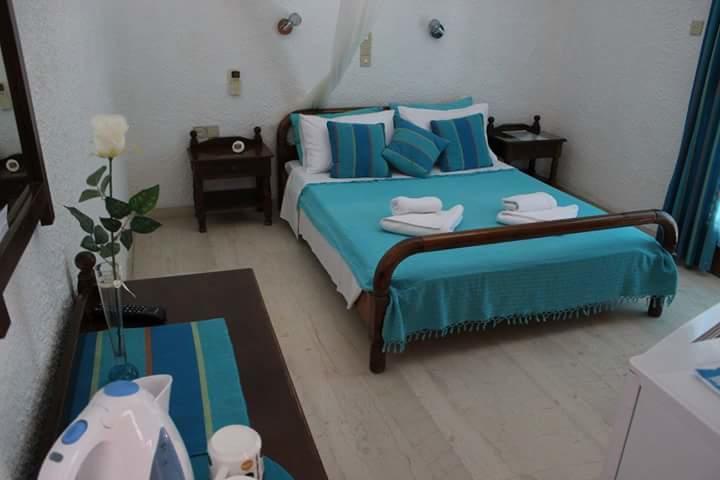 Artemis Rooms Agia Marina  ภายนอก รูปภาพ